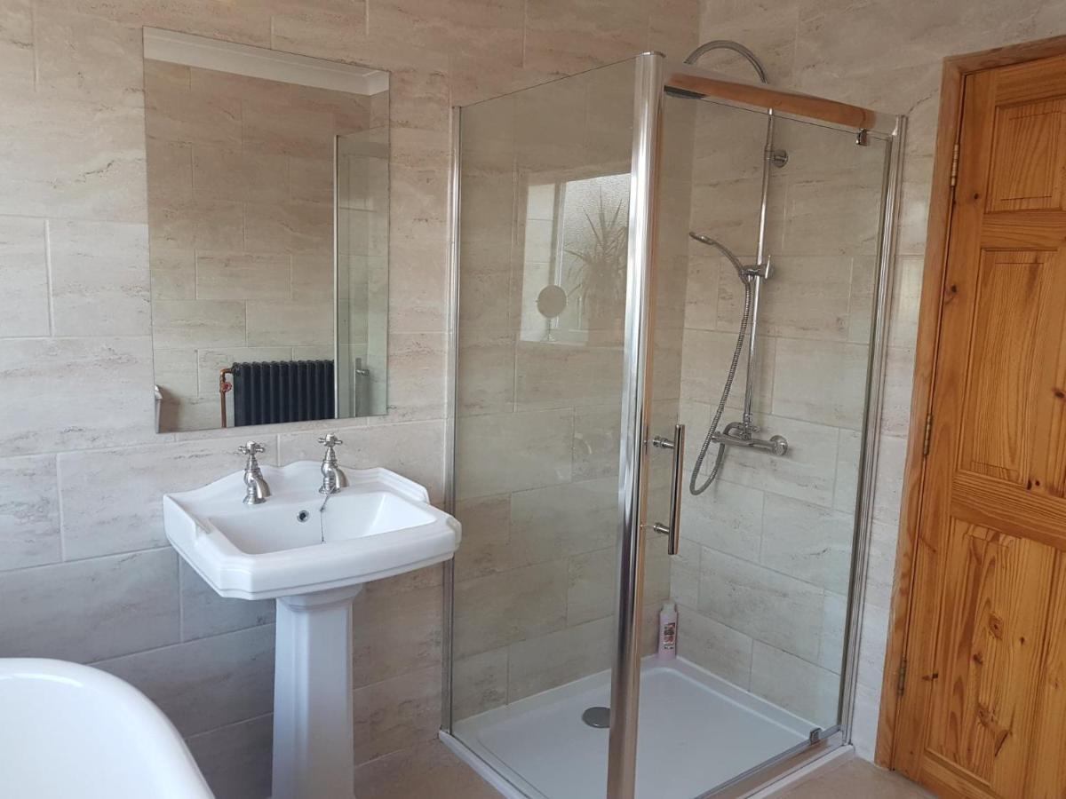 Thorncroft B&B - Adults Only แฟลมโบโร ภายนอก รูปภาพ